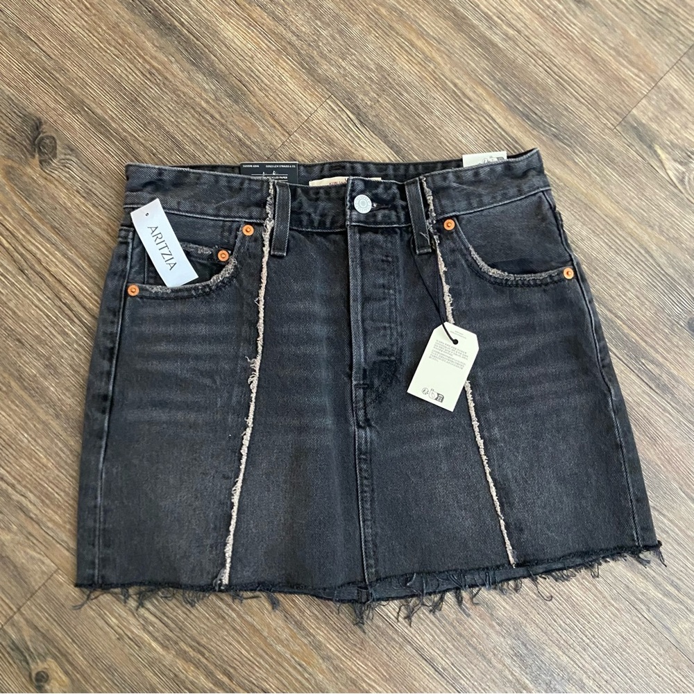 NWT Levis Recrafted Icon Black Button Fly Denim Skirt 26‎ - Picture 3 of 7